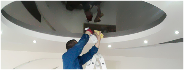 Как мыть и ухаживать за матовым натяжным потолком? (9 фото)