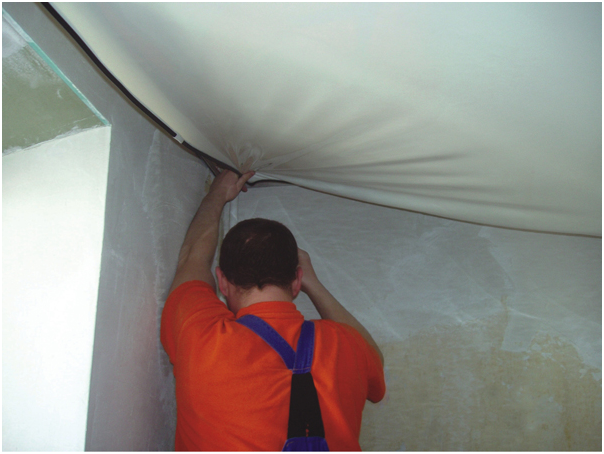 Как подготовить потолок под натяжной потолок? (10 фото)