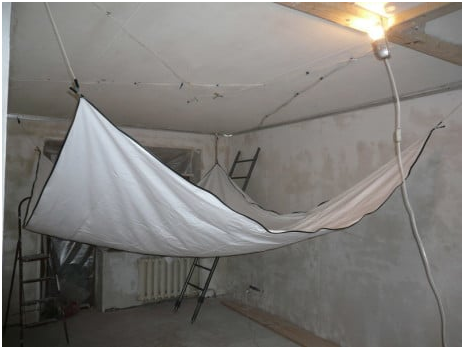 Гарпунный метод крепления натяжных потолков (5 фото)