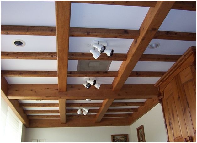Потолок из гипсокартона своими руками в деревянном доме