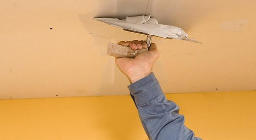 Как подготовить потолок к покраске водоэмульсионной краской