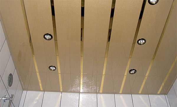 Алюминиевые реечные потолки в ванной - последний писк модного дизайна