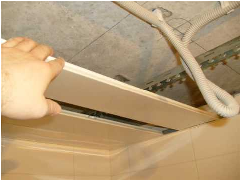 Выбираем алюминиевые потолки для ванной: плюсы и минусы (10 фото)