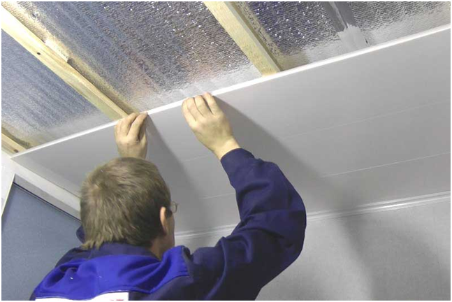 Как сделать подвесной потолок из панелей пвх? (7 фото)